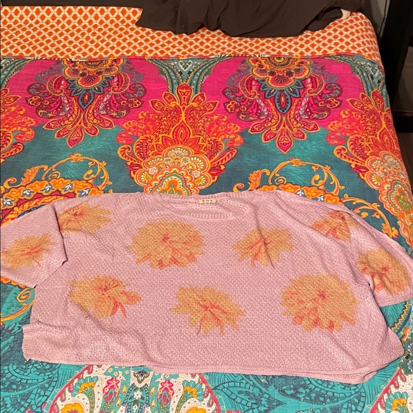 POL Sweaters - POL Floral Sweater in Pink and Orange